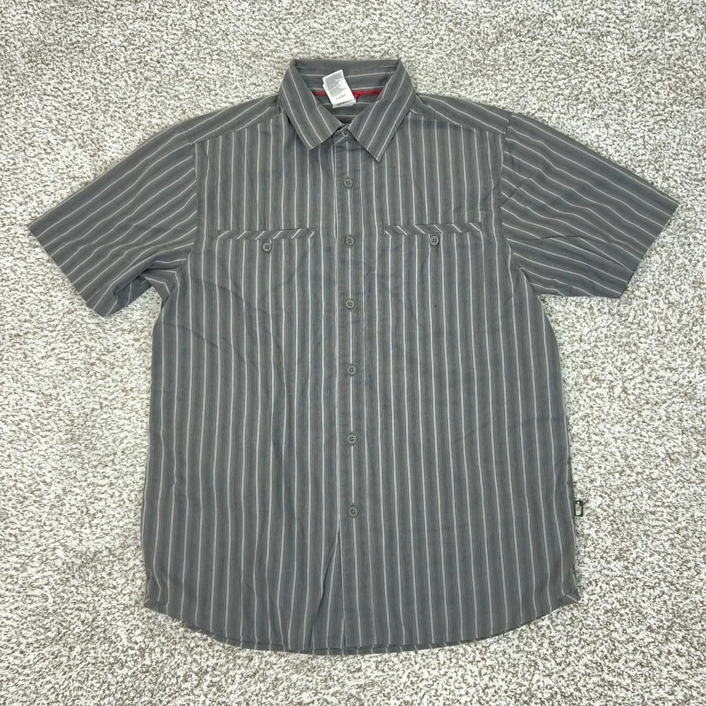 The North‎ Face Shirt Mens Medium Gray Stripe Short Sleeve Button Hiking Outdoor